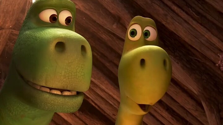 Bayi dinosaurus lahir, si sulung sangat nakal