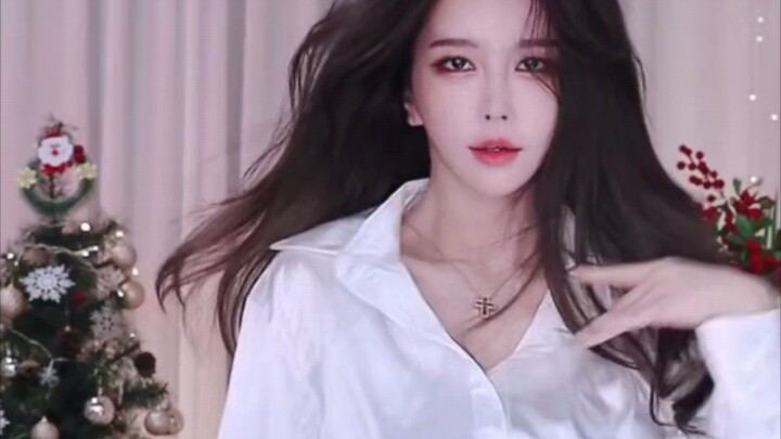 Yoon So-wan dances passionately with number9, and her looks are back to their peak tonight!
