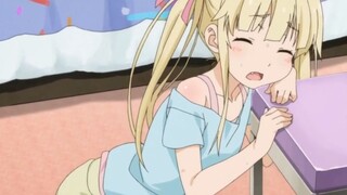 After exercising, the girl looks tired! Exercise in moderation