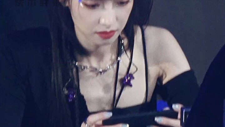 #Tolong deh, dia kan Victoria! Idolanya Song Qian yang selalu di hati~