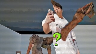 鬼：还搁这玩手机呐？！！