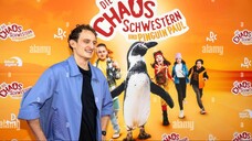 Die Chaosschwestern und Pinguin Paul 2024 SUB INDO