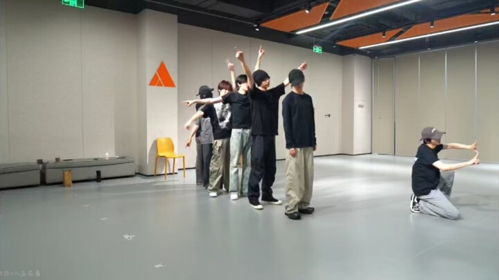 小爱神也要在上海跳啦！