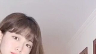 [Quinn] One hour dance cover! Lisa's version of "Attention"