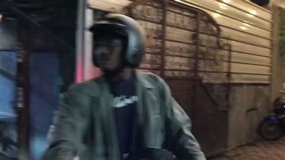 entah apa yang merasuki mu