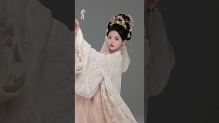 #七时吉祥 穿越了时空距离的重叠。 #杨超越 #丁禹兮 | Love You Seven Times | 七时吉祥 | iQIYI