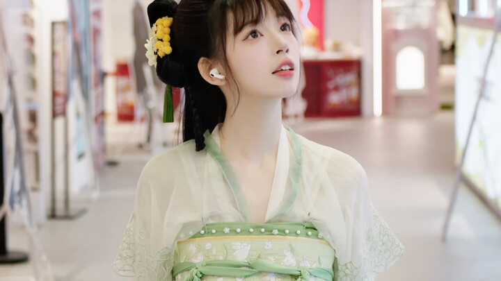 [Xian] was controlled by Ling Miaomiao [Ji Mingyue]