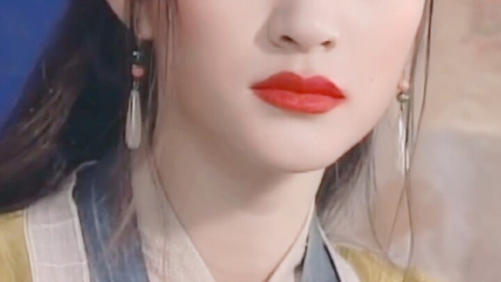 Ada yang sadar dia ada di drama bela diri klasik masa kecil ini? Dia memang yang tercantik di drama 