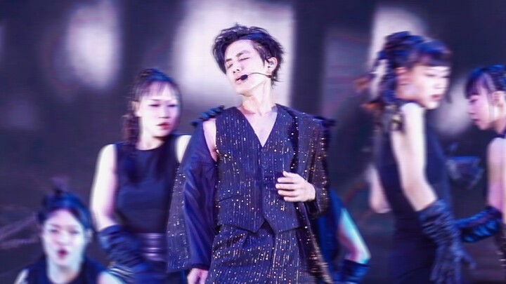 【จงฮั่นเหลียง】ตื่นมาแรงมาก! เหออี้เฉินจัดโชว์เซ็กซี่สุดจี๊ดทั้งร้องทั้งเต้น?! | Cold Cold Summer หน้