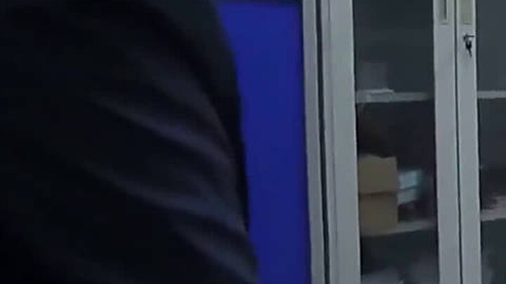 We are both drivers, but listen to the difference in our behavior...