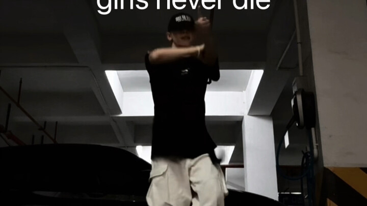 “总会有希望的” girls never die—triples