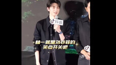请问林一粉丝,林一平常都这么搞笑吗哈哈哈哈
