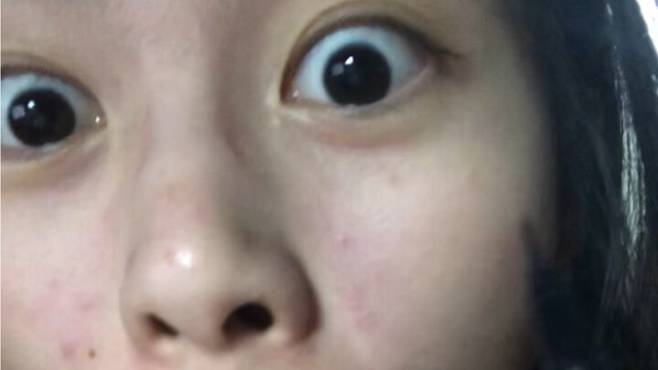 Menggambar eyeliner seperti ini ternyata memang ampuh?!