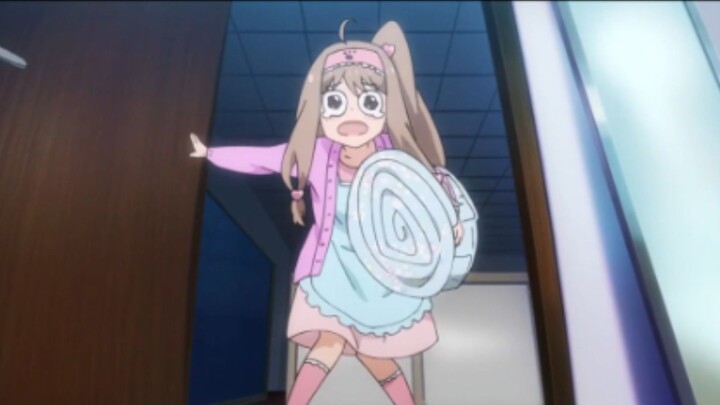 jangan karena muka mama ku kayak loli biasa kamu  kira dia belum paruhbaya