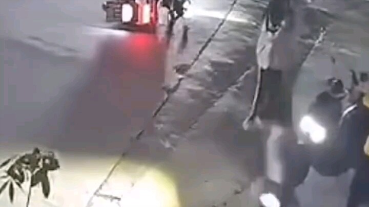 “ฉันจะตรวจไพ่เหรอ!?”