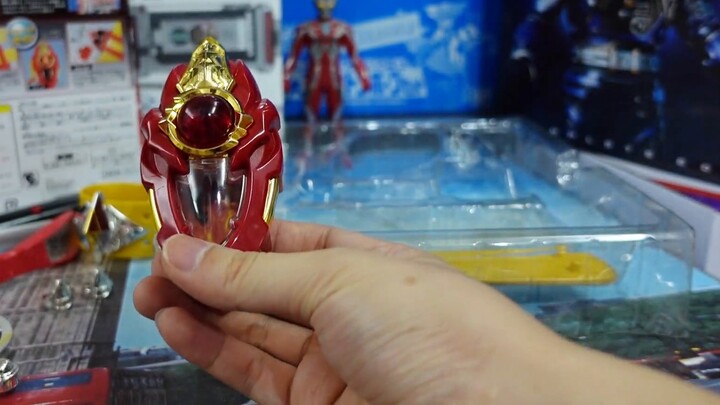 (Lao Ai Production) 1135 Out of Print Limited Edition Ultraman Brothers Transformer Set Mebius