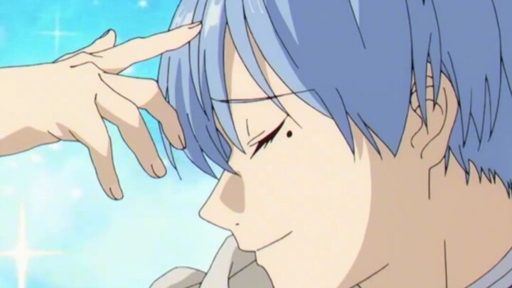 Simmer, who cares most about being handsome, still gazes straight into his lover’s eyes even in his 