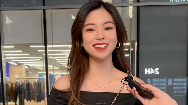 นักศึกษาระดับบัณฑิตศึกษา มหาวิทยาลัยควีนแมรี ลอนดอน