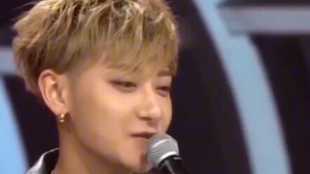 Hoàng Tử Thao và Từ Nghệ Dương bị paparazzi bắt gặp tại Hàn Quốc