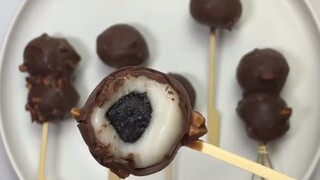 Ăn là cách thành lập tình hữu nghị vô cùng đơn giản và dễ dàng :3 #nauankhongkho