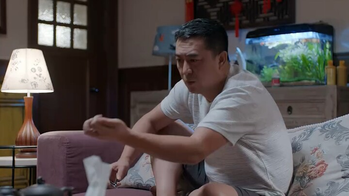 When the husband makes a mistake, the toothbrush ends up paying the price. Toothbrush: Am I just par