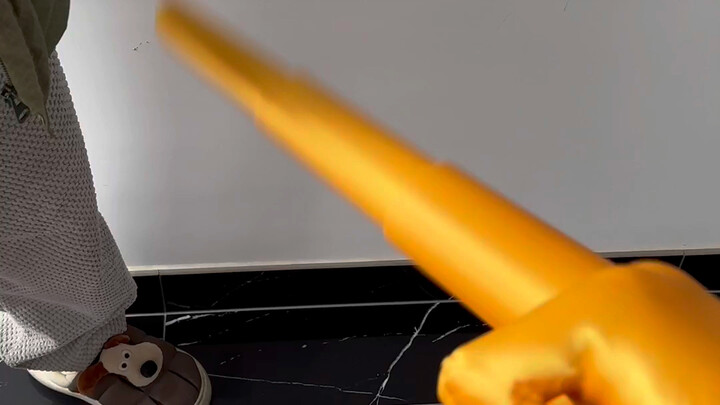 ดูเหมือนเขาเริ่มเล่นไม่ได้แล้วนะ