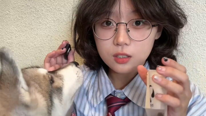 Sorry! Fluffiness is just happiness—puppy, I wanna cuddle, cuddle, cuddle! When will I finally have 