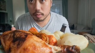 ASMR Cooked Potatoes With Radish Kimchi & Quarter Chicken 🍗 (Eating Sounds)