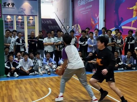 أقوى تلميذ في المدرسة الابتدائية؟ من الآن فصاعدًا لن تستطيع قبول طلبات الدعم المؤقت في المدارس الابت