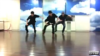 【EXO】演唱会上XIUMIN提到的他和艺兴的练习室舞蹈视频