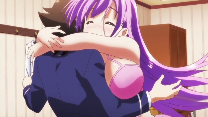 Pulang sekolah langsung dipeluk istri 🤗🥵