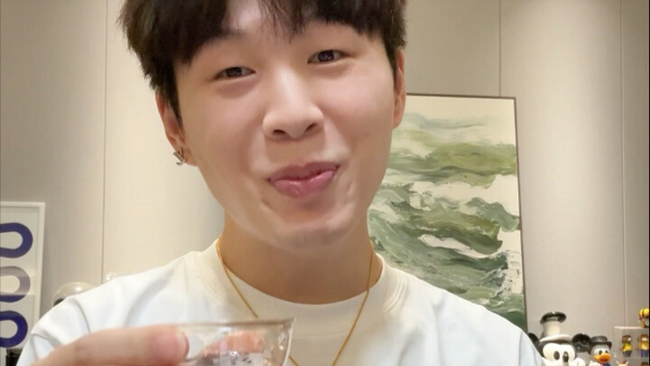 感谢坚强的自己依然坚强的活着