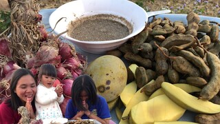 กินส้มบักขามน้อย บักม่วงดองนำกันจ้า | แม่ชบา พาแซ่บบ