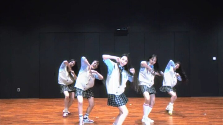 Versi Attention NewJeans yang Enak Didengar