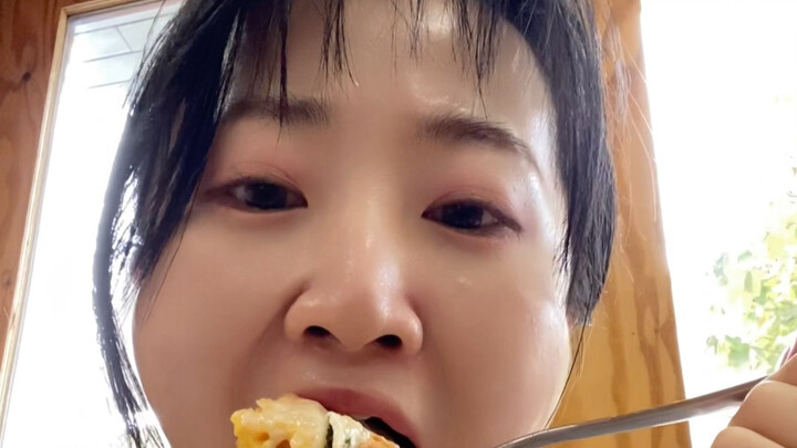 ชาวญี่ปุ่นทุ่มขนาดไหนเพื่อให้คุณกินข้าวอบไข่น้อยลง แต่กินครีมมากขึ้น?