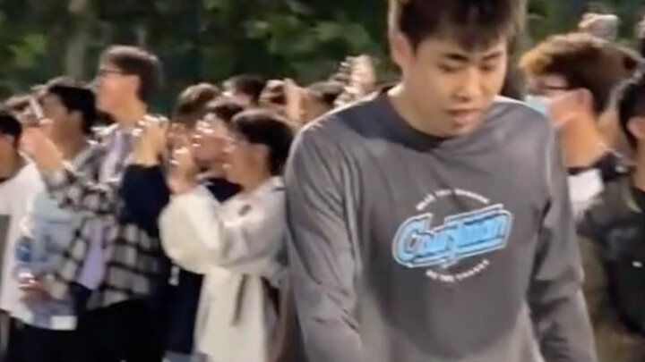 เซ็นเตอร์มาถึงแล้ว