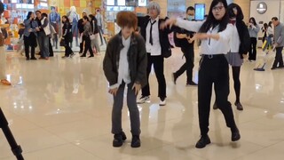Như chúng ta đã biết, Bloody Groovy của Kurokuromin có ba rung động...