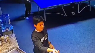 难道我是蜘蛛侠？