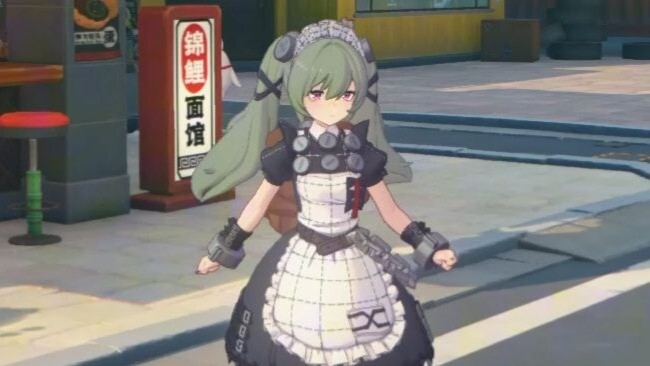 可琳走路会捏手，小手看着软软的