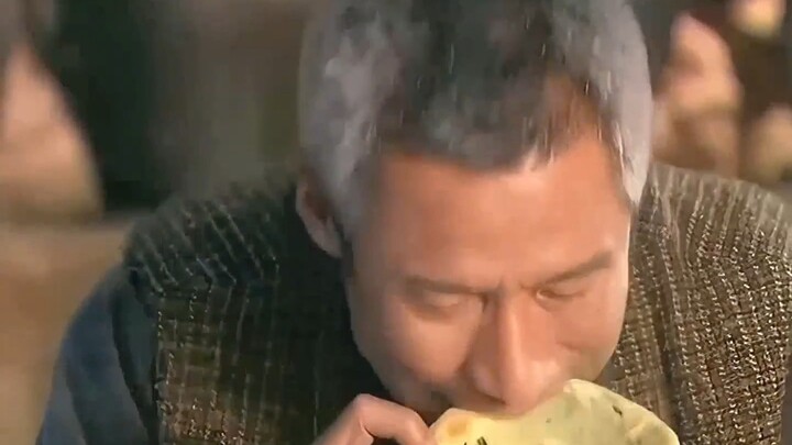 大爷只是吃了口饼就预测到必有旱灾