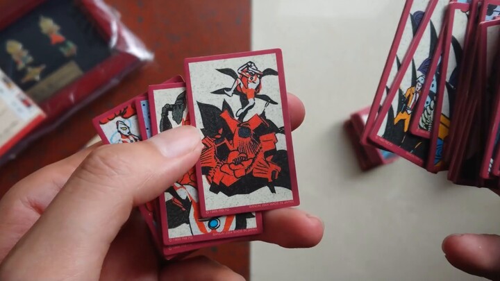 [TDG] Kỷ niệm hoàn thành Bộ ba Heisei và hiển thị Ultraman Hanafuda