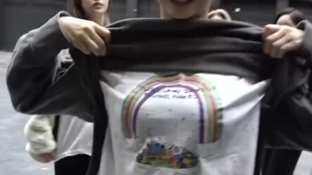 Minami Myoui: Why is she 3D while I'm 2D?