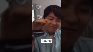 [SVT Expectation vs. Reality] Dino doing a iconic "너 예쁘다" ✌ gesture