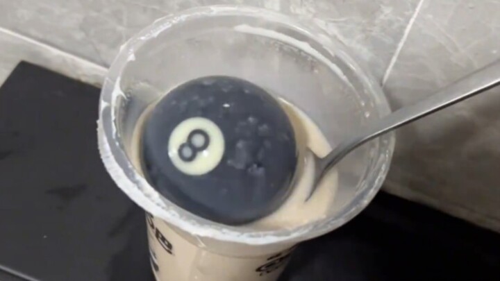 My roommate left me a bubble tea.