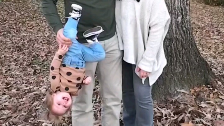 "Kalau lelah, lihat saja bayi manusia—mereka sangat menggemaskan."