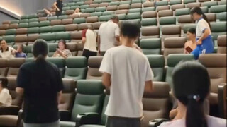 ดูหนังทีไรก็อย่าเลือกที่นั่งตรงกลางอีกเลย