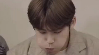 Kim Min-kyu eats the best and worst of both worlds