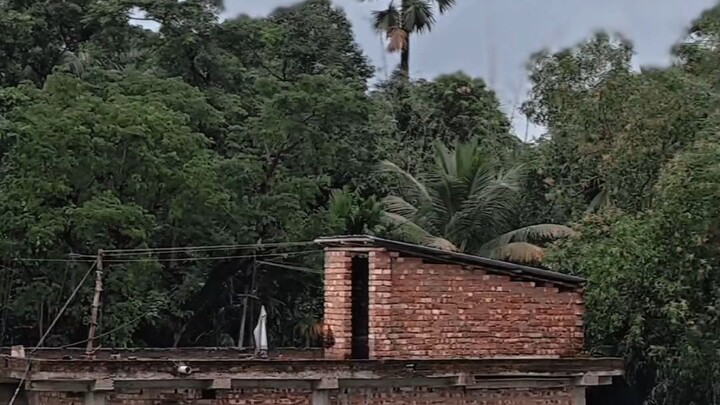 যে আমারটা সবার আলাদা