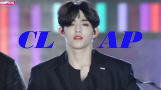 没有人能在刀群舞的领域打败他们 SEVENTEEN 《Clap》 一键换装