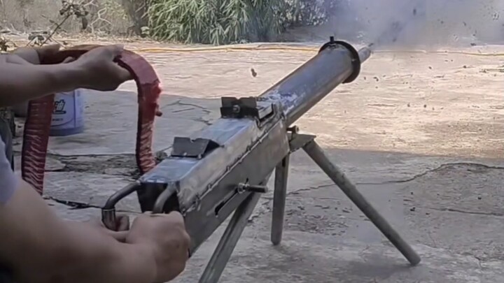 Handmade fireworks-launching gadget #Maxim #ItalianCannon #GatlingGun #Model
